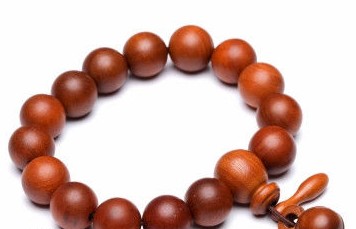 有功效的手串,木质手串和佛珠的区别