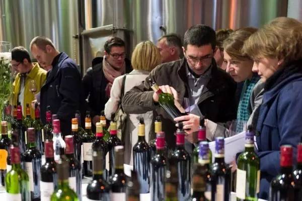 法国波尔多葡萄酒为什么好,喝了那么多年蜂蜜你了解真相吗