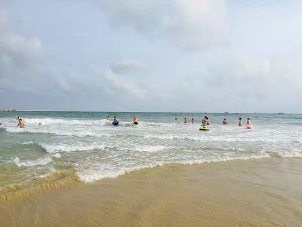 感受海岛三亚的浪漫,三亚湾浪漫之旅