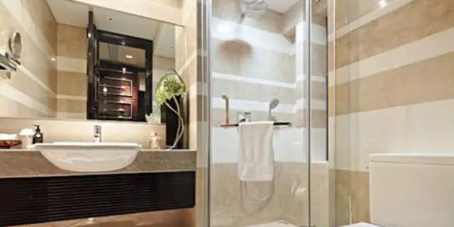 下雨天家里一股霉味怎么处理,阴雨天卫生间反臭是怎么回事