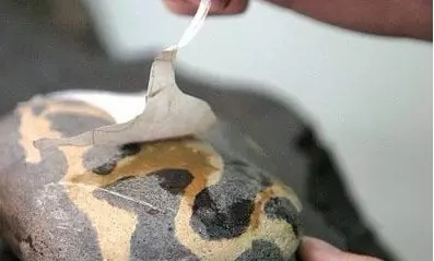 奇石的造假手段,奇石造假全过程