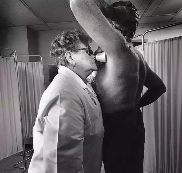 年薪百万的奇葩职业,20个奇葩的职业