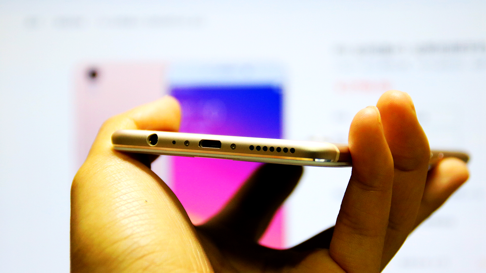 杨幂李易峰代言的手机oppo,李易峰代言oppo手机现在的价格