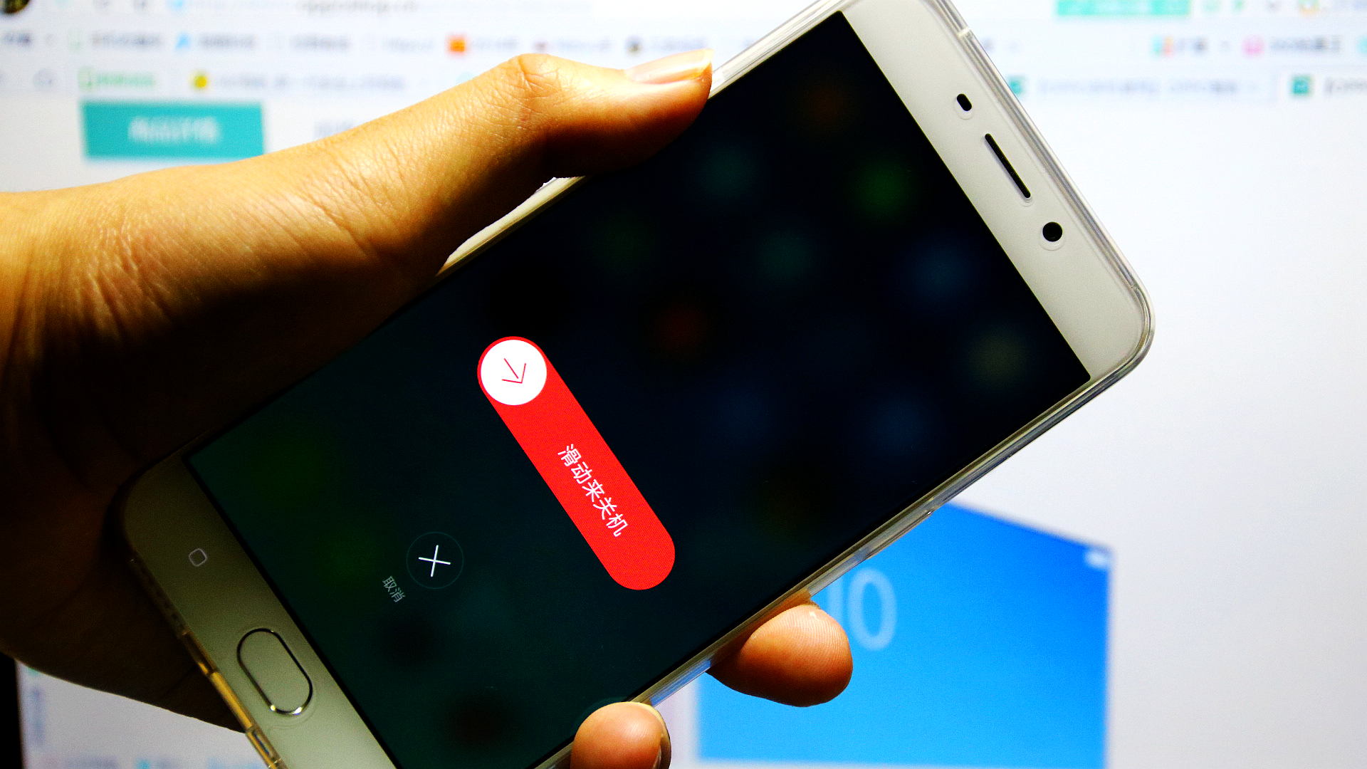 杨幂李易峰代言的手机oppo,李易峰代言oppo手机现在的价格