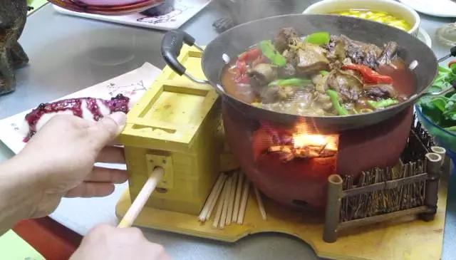 万达网红美食街区,万达古风美食