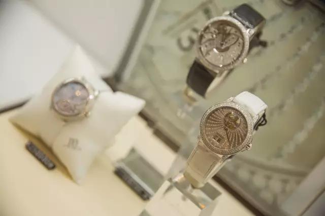 宝珀吴秀波同款,北京遇上西雅图之不二情书宝珀