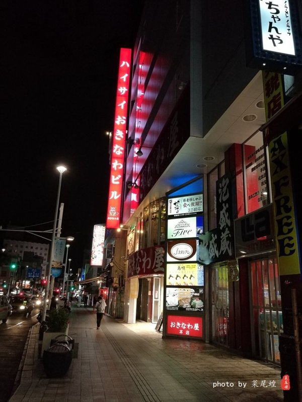 珊瑚海日本,陪你去看海底世界