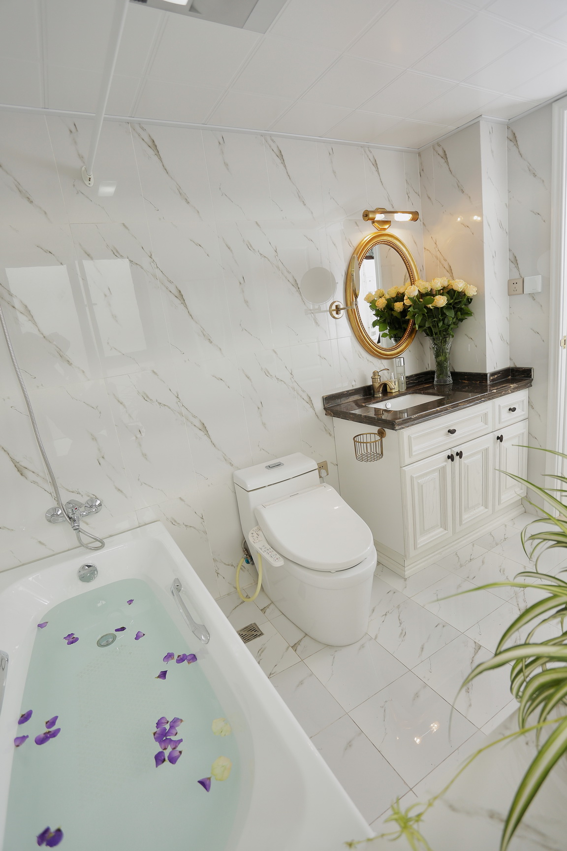 浪漫法式轻奢房间,浪漫法式别墅装修