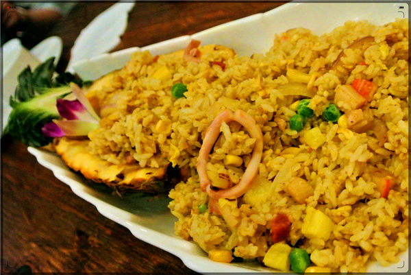 马来西亚巴生肉骨茶最正宗的做法,新加坡十二道锋味推荐的肉骨茶