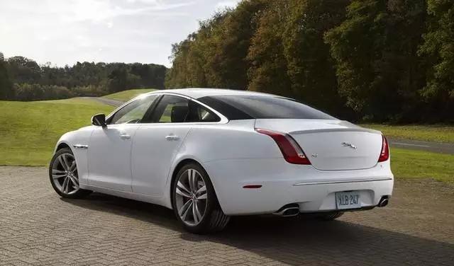 劳斯莱斯高端奢华吗,劳斯莱斯顶级奢华