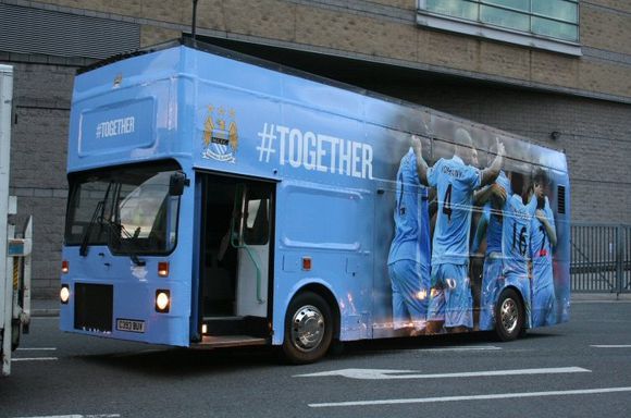 顶级俱乐部大巴,顶级球队大巴车