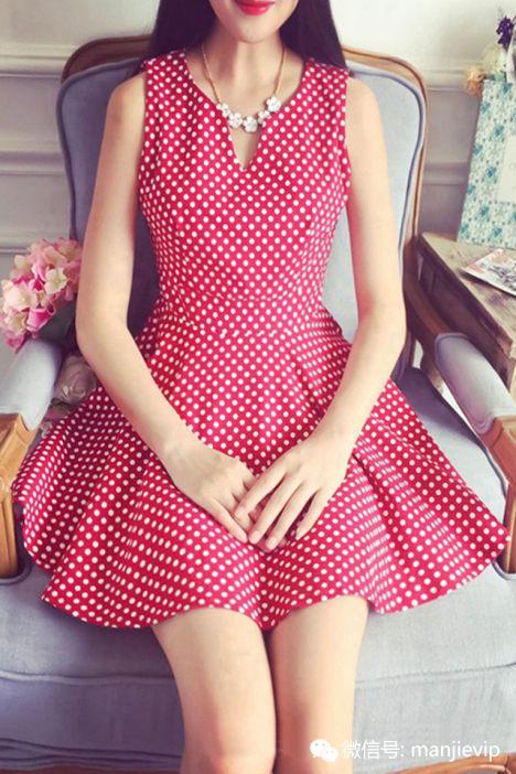 甜美百褶连衣裙 (百褶连衣裙气质)