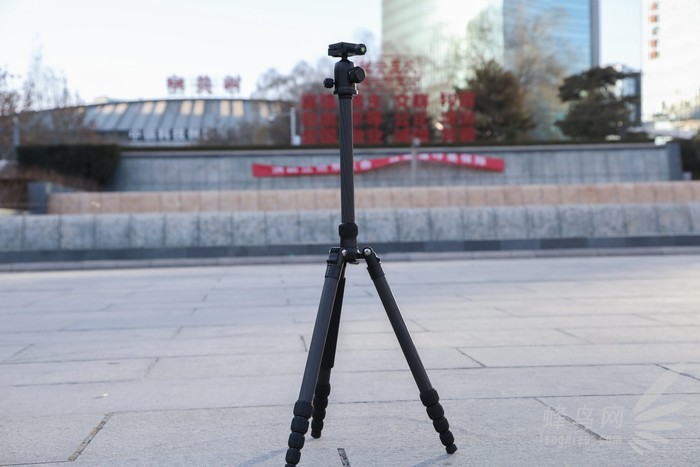 曼富图铝合金三脚架推荐,曼富图element三脚架使用方法