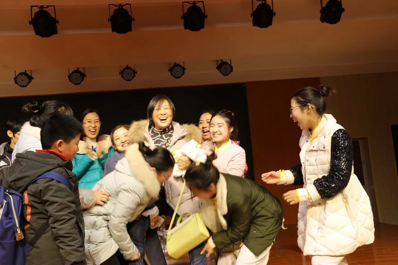 校园通讯｜教育走进新时代一起迈进新未来