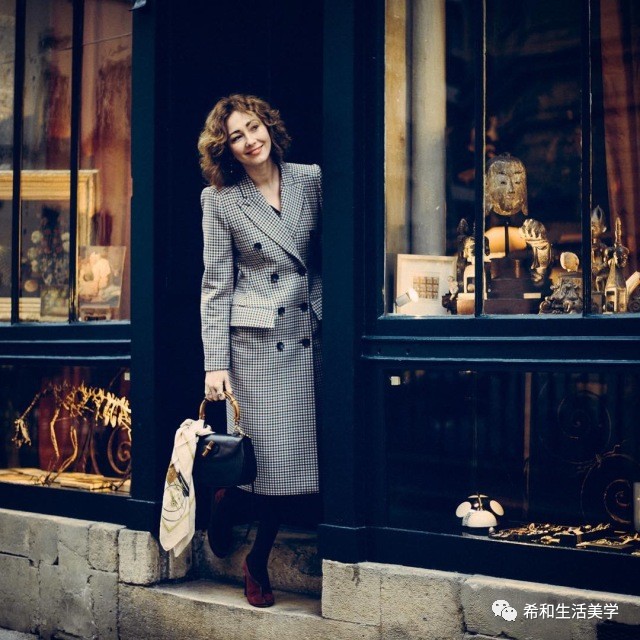 买gucci包包在香港哪个商场便宜,圣罗兰包包和gucci包哪个档次高