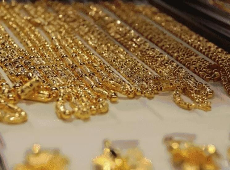 一夜之间，杭州姑娘账上突然多了一大笔资金！背后牵出惊人秘密……