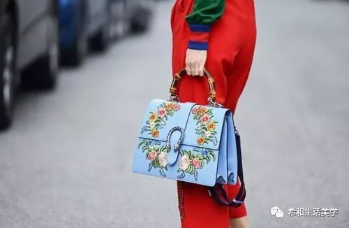 买gucci包包在香港哪个商场便宜,圣罗兰包包和gucci包哪个档次高