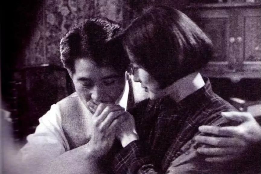 这位华语歌坛的不朽王者，与电影竟有如此多不解之缘