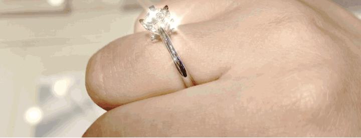 一夜之间，杭州姑娘账上突然多了一大笔资金！背后牵出惊人秘密……