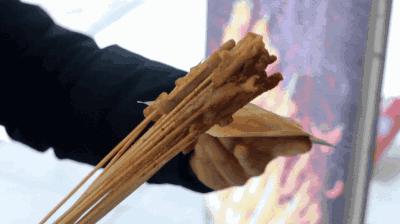 独门泡泡卤味?!温州网“黄”炸物店,三年爆开1000家……