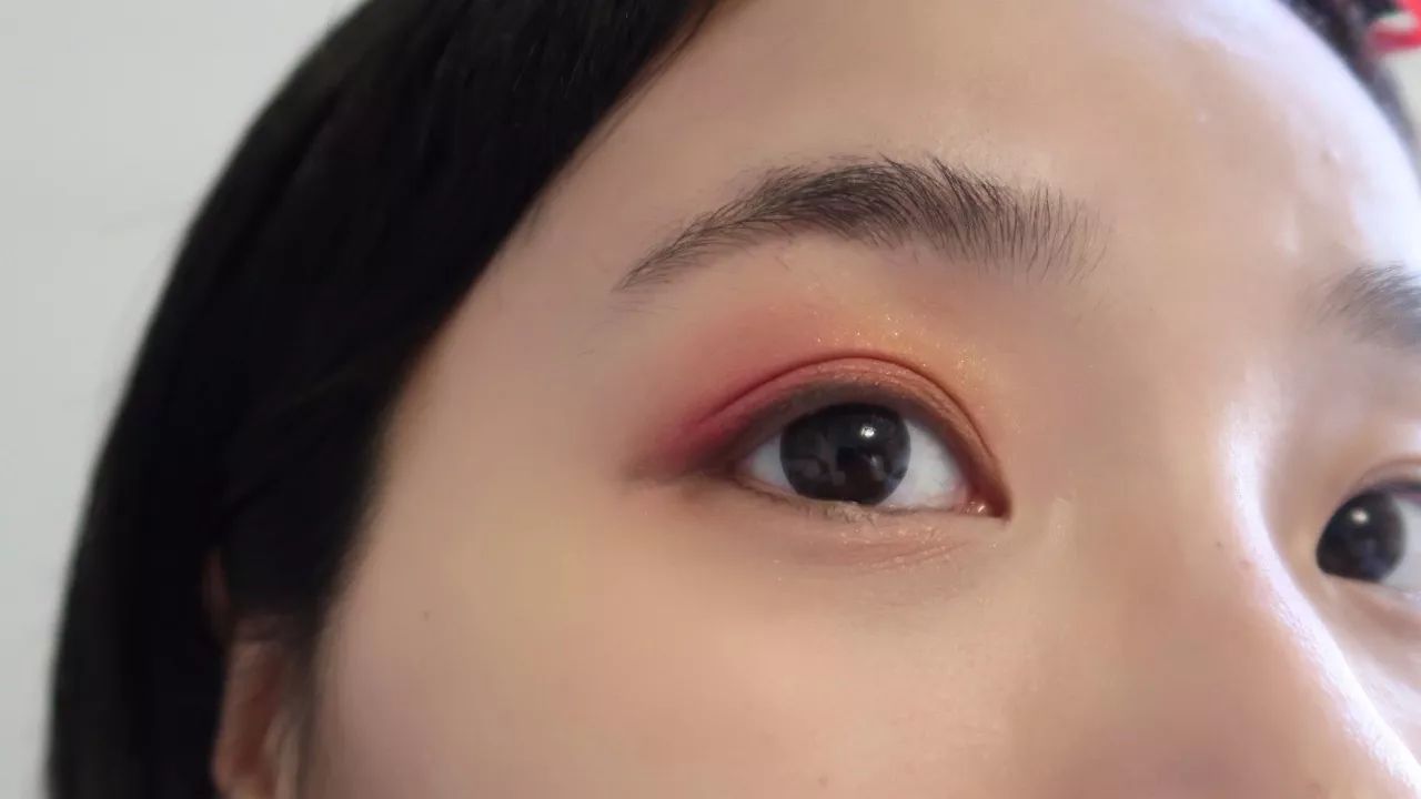 变身(伪)美妆博主|了不起的15分钟快手化妆教程……