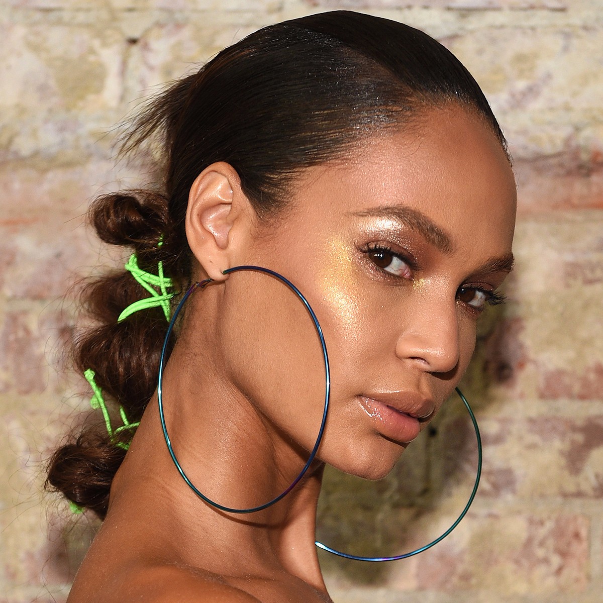 变身(伪)美妆博主|了不起的15分钟快手化妆教程……