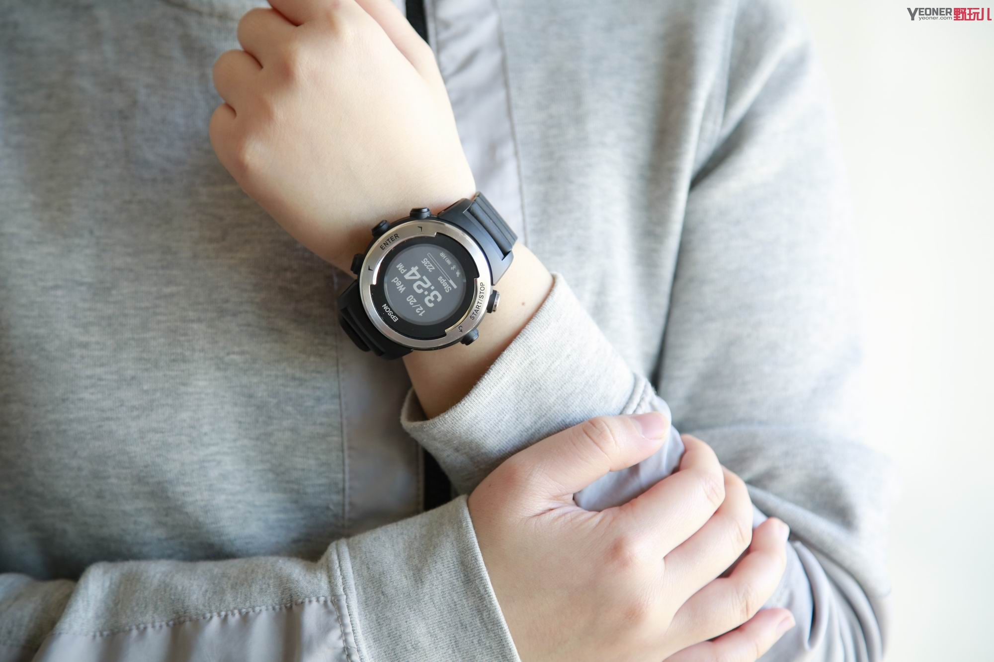 epson运动手表评测,这是我见过最帅气的手表