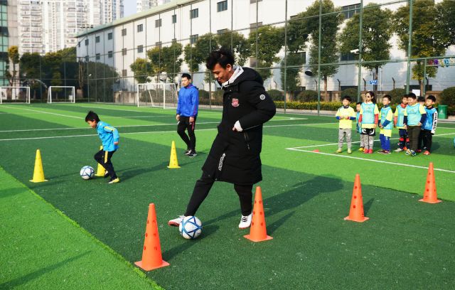 亲子足球运动会圆满结束,520亲子运动会圆满结束
