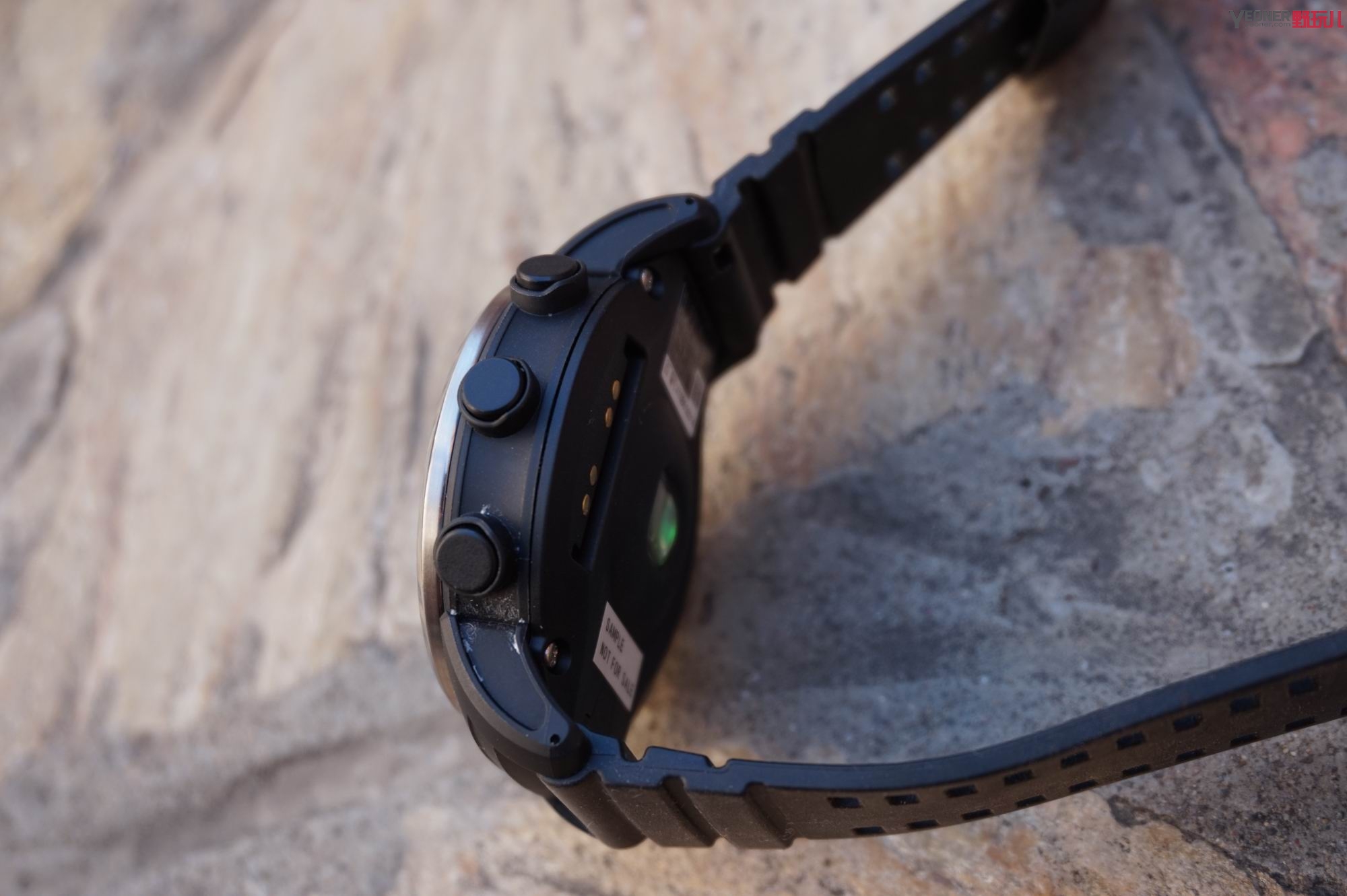 epson运动手表评测,这是我见过最帅气的手表