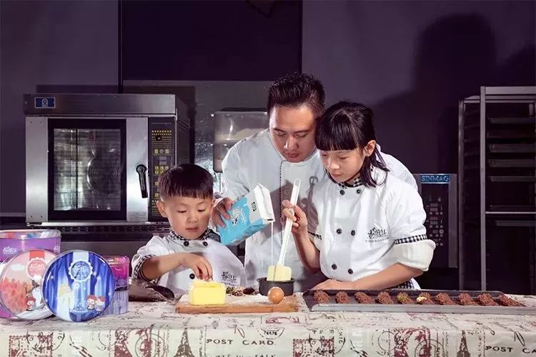 榛勭鍋氱殑鏇插,榛勭榛勬补鏇插