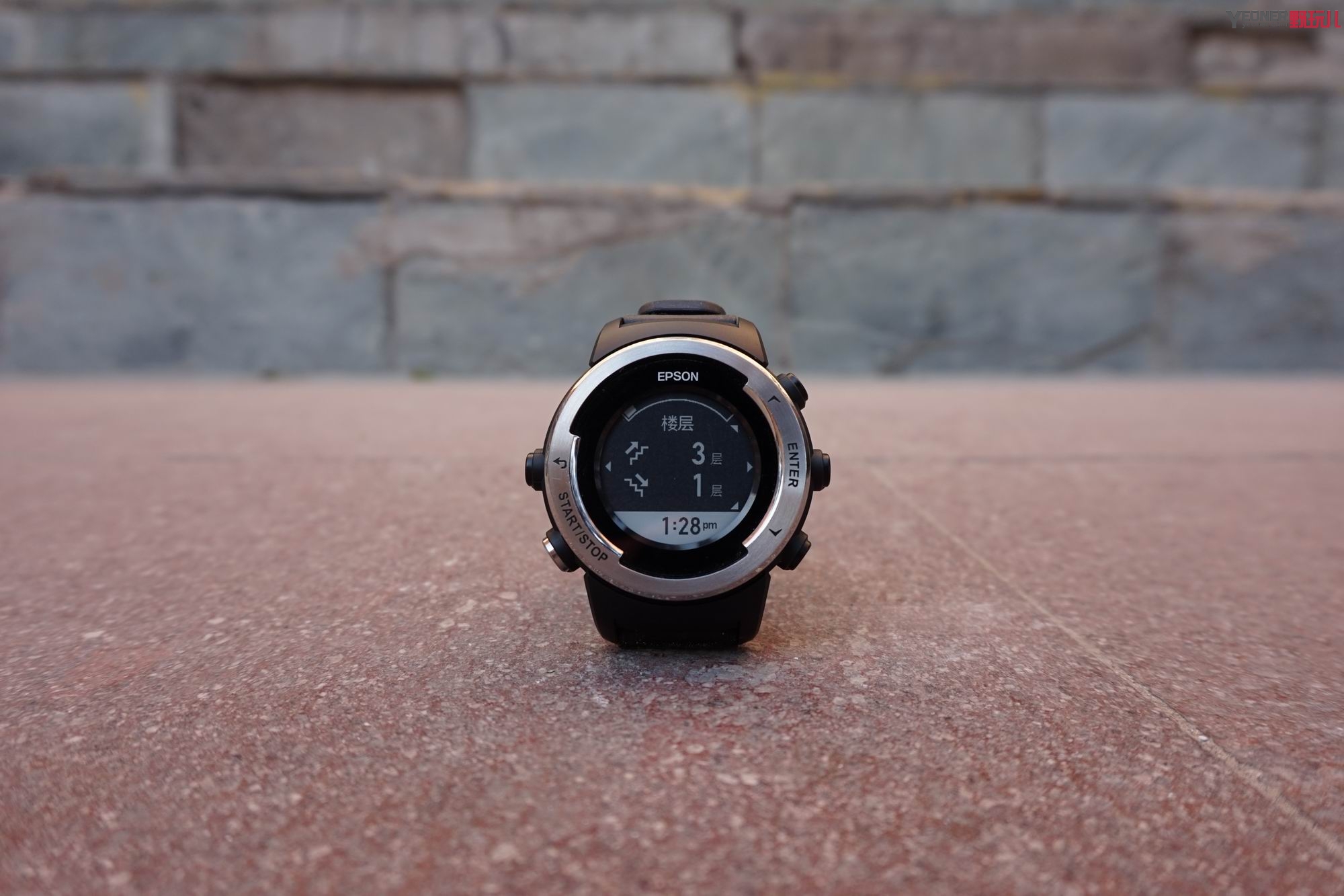 epson运动手表评测,这是我见过最帅气的手表