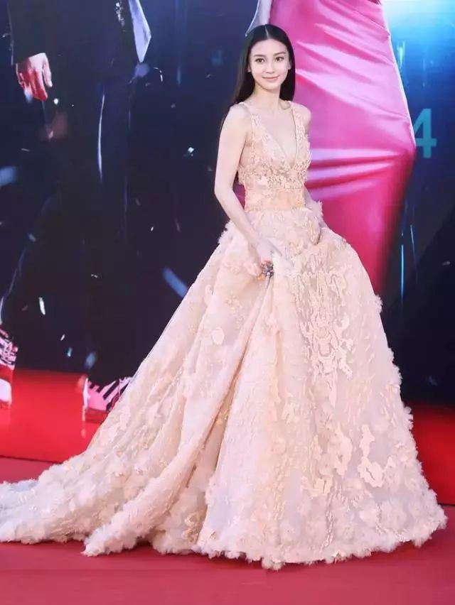 angelababy吴磊甜蜜时刻,angelababy吴磊