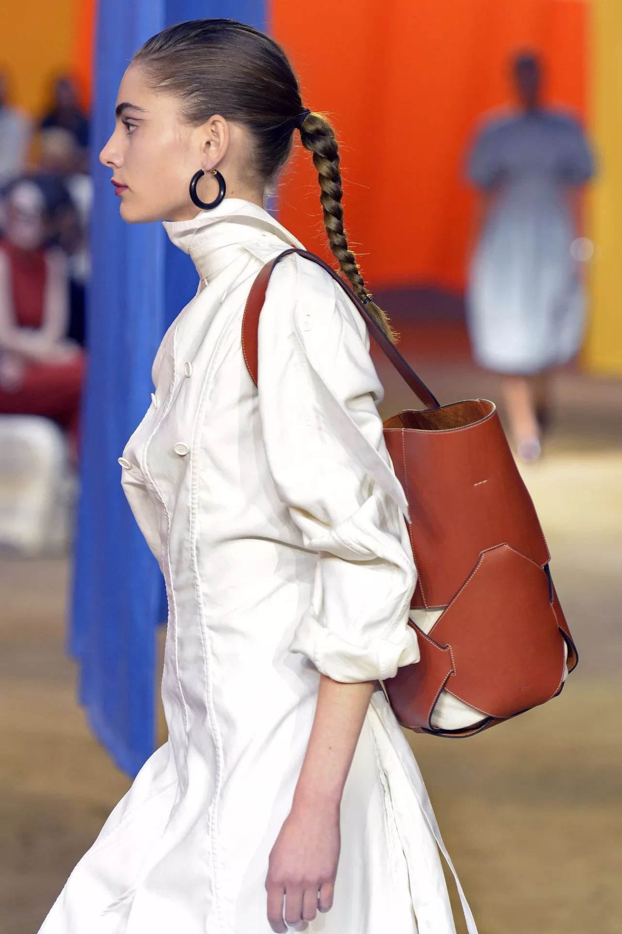 牢牢掌握关键核心技术,记住这些小技巧关键时刻可以保命