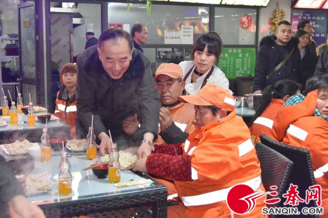 冬至给环卫工人送饺子总结,邯郸冬至请环卫工人吃饺子