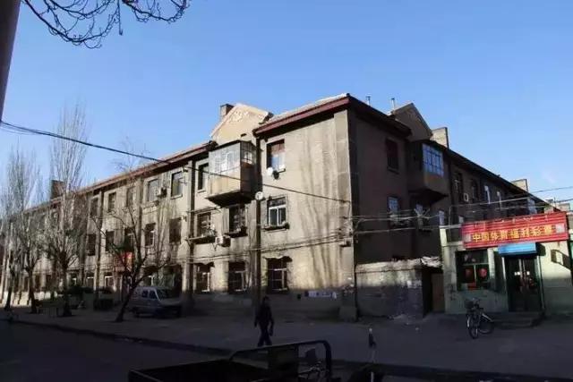 包头市老苏联楼在哪里,包头青山区苏联楼