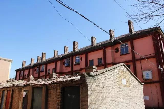 包头市老苏联楼在哪里,包头青山区苏联楼