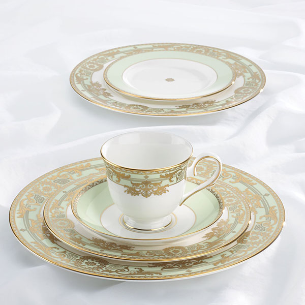 “china”这点事儿：有钱人都在用什么喝茶？