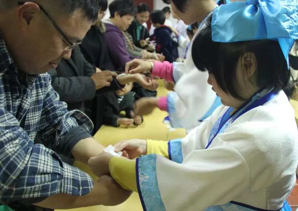 小小中医职业体验活动,妇幼保健院开展服务百姓健康行动