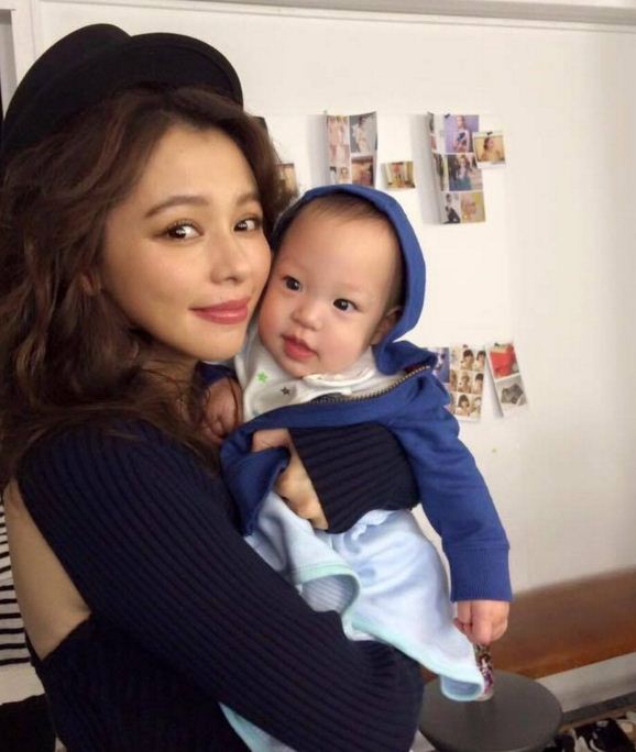 萌爆表徐若瑄v隋棠亲子穿搭好犯规（偷学）