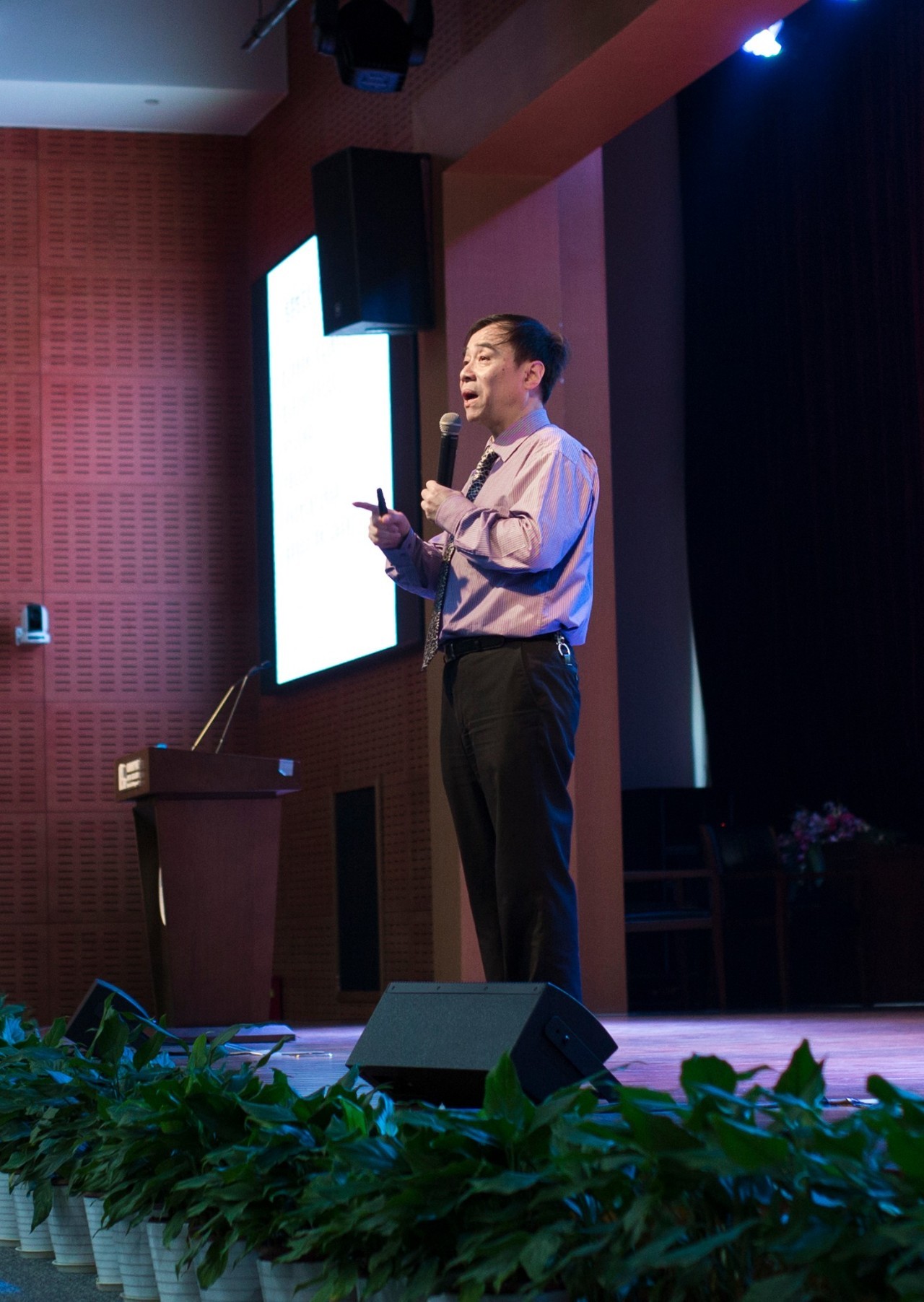 “智造入口，视享未来”望客出席上海交大120周年校庆论坛