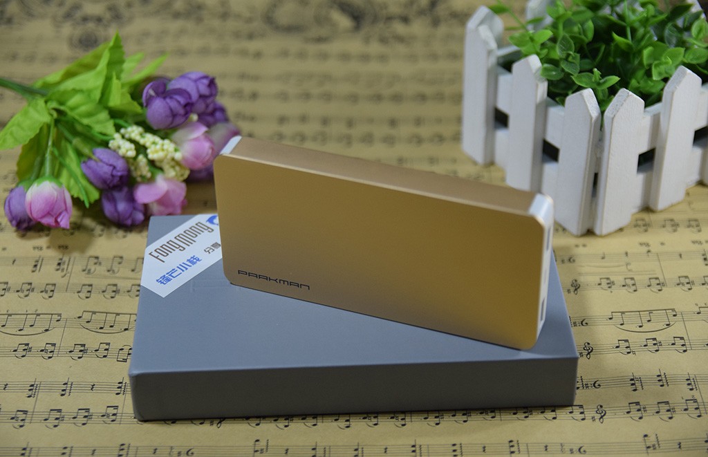 将土豪金装进口袋，和MacBookPro同工艺的必备神器