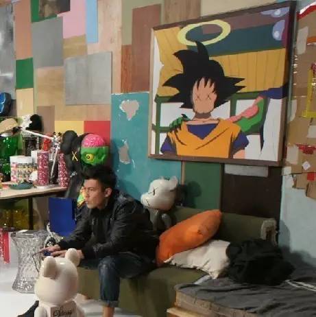 当Gucci等时尚大牌跨界玩起艺术,你买过的老款落灰了没?