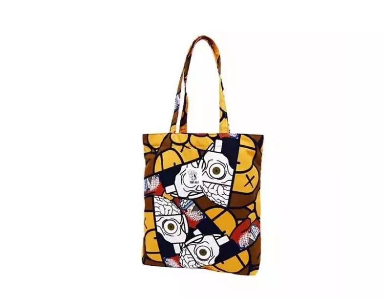 当Gucci等时尚大牌跨界玩起艺术,你买过的老款落灰了没?