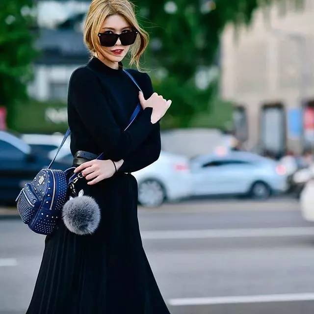 “半小时遇到4个同款”|留学生撞包大调查