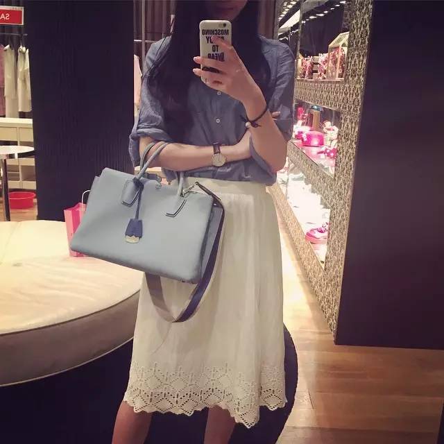 “半小时遇到4个同款”|留学生撞包大调查