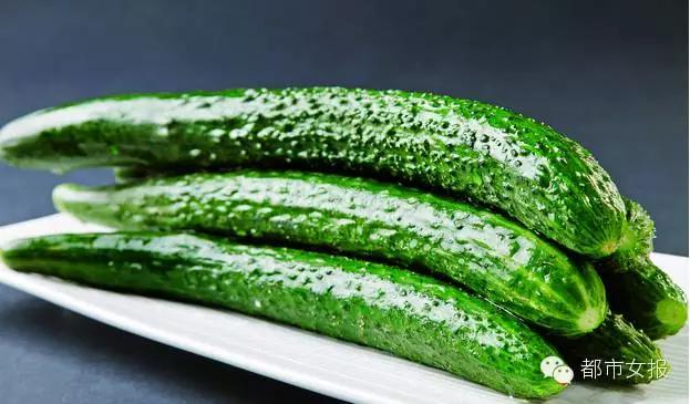 她把洋葱塞进*袜丝**里，竟有意外的惊喜！老公佩服得五体投地！