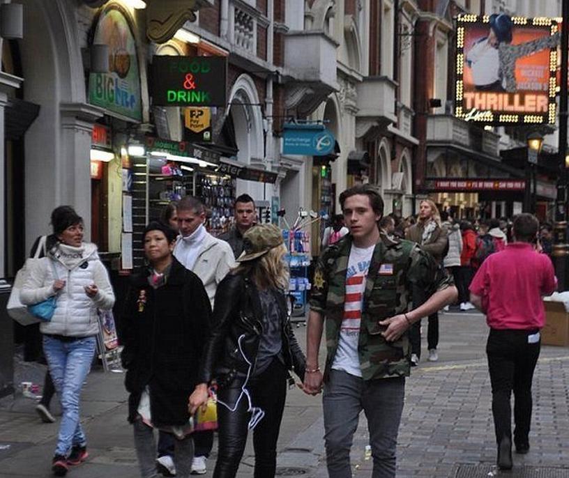 大布和科洛莫瑞兹,科洛莫瑞兹和大布分手