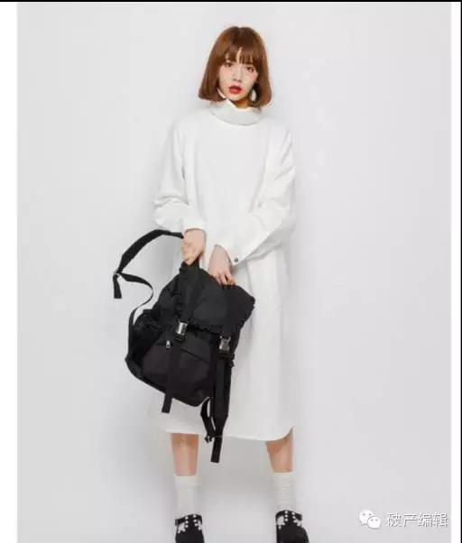 人山人海你需要一只双肩包脱颖而出