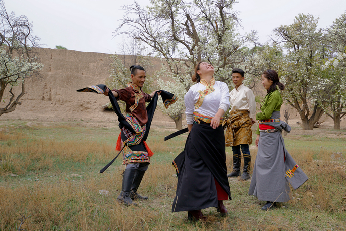 醉美四月天翻唱,醉美贵德