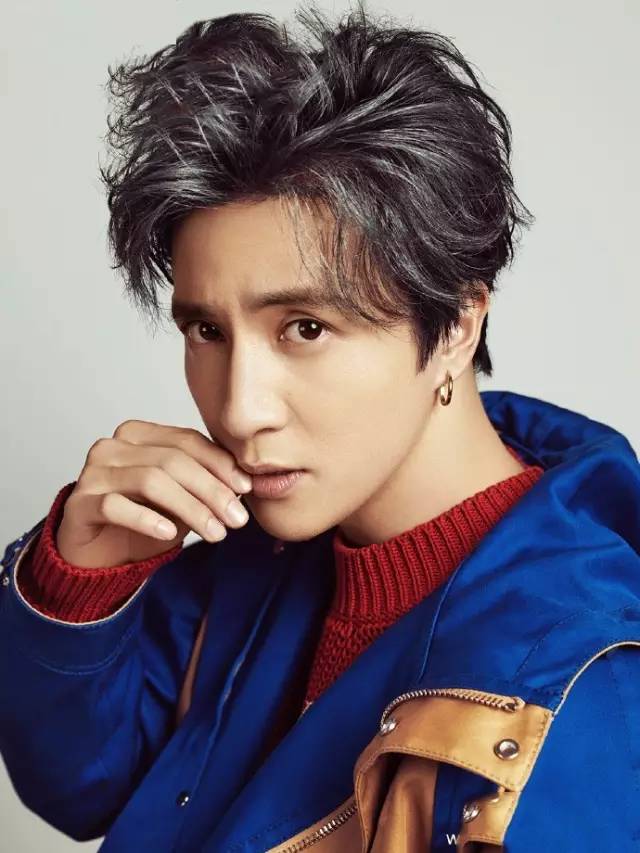 薛之谦丨一个“四线歌手”如何成为“网络最红段子手”？